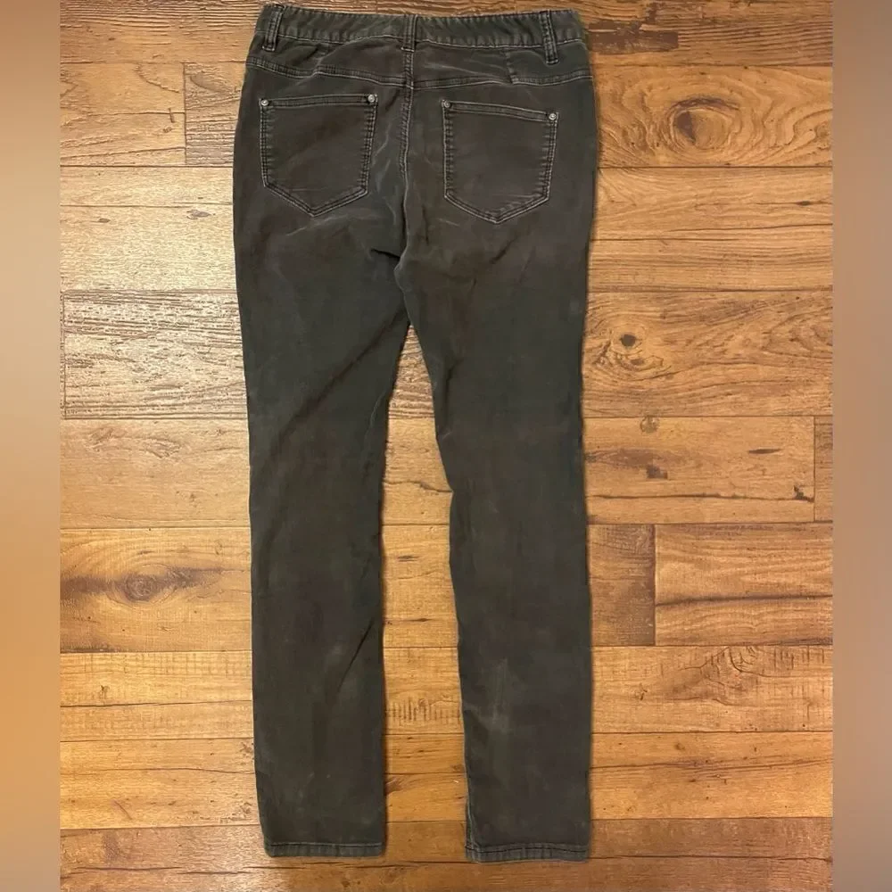 Free People l Gray Corduroy Pants l Size 28 l EUC